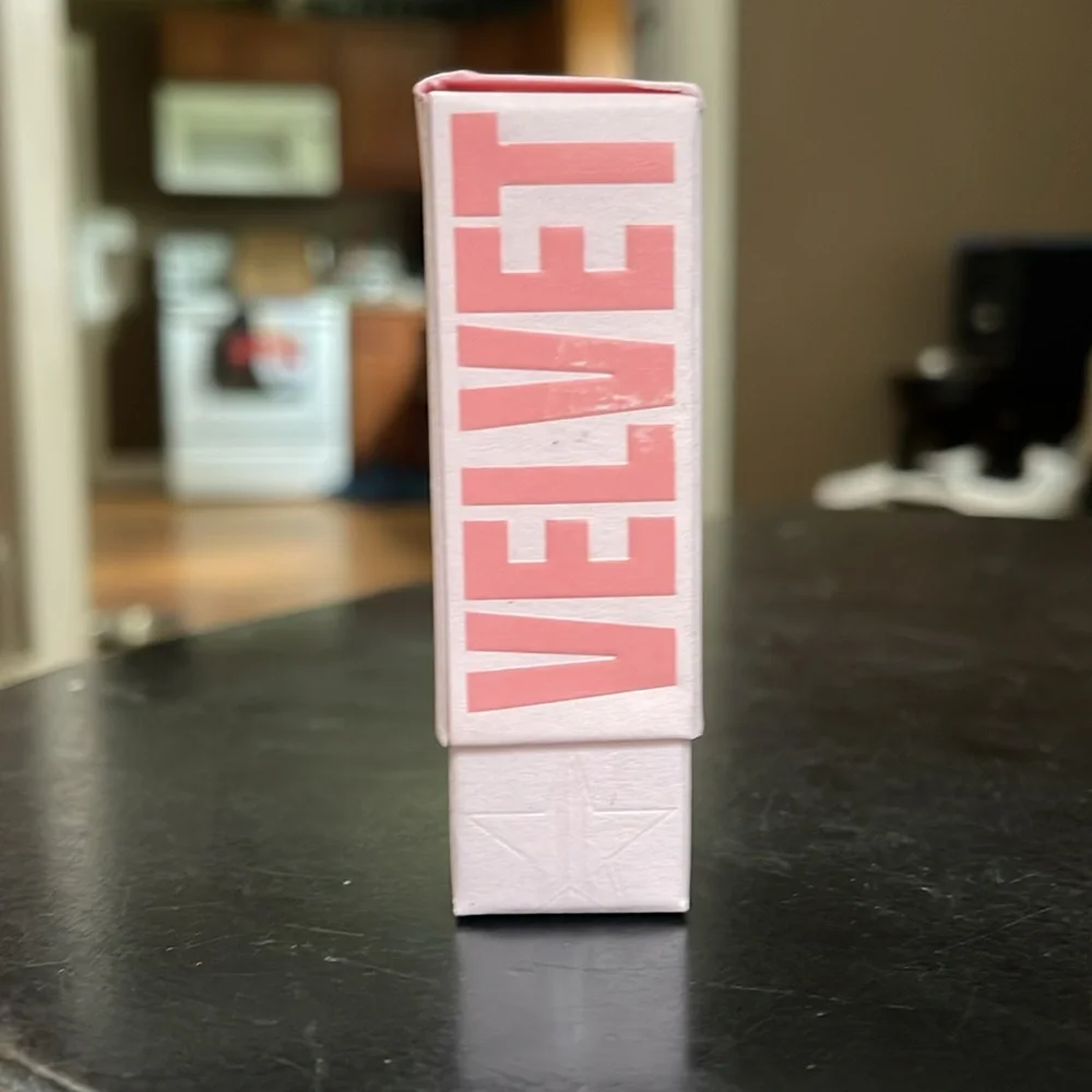Jeffree Star Uphazed Velvet Trap Lipstick